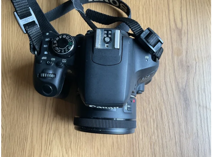 Canon EOS 800D 24.2 MP Digital SLR DSLR Camera W 18-55mm Lens And Charger