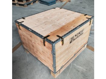 Logistics Packaging Wooden Crate Locking International Freight